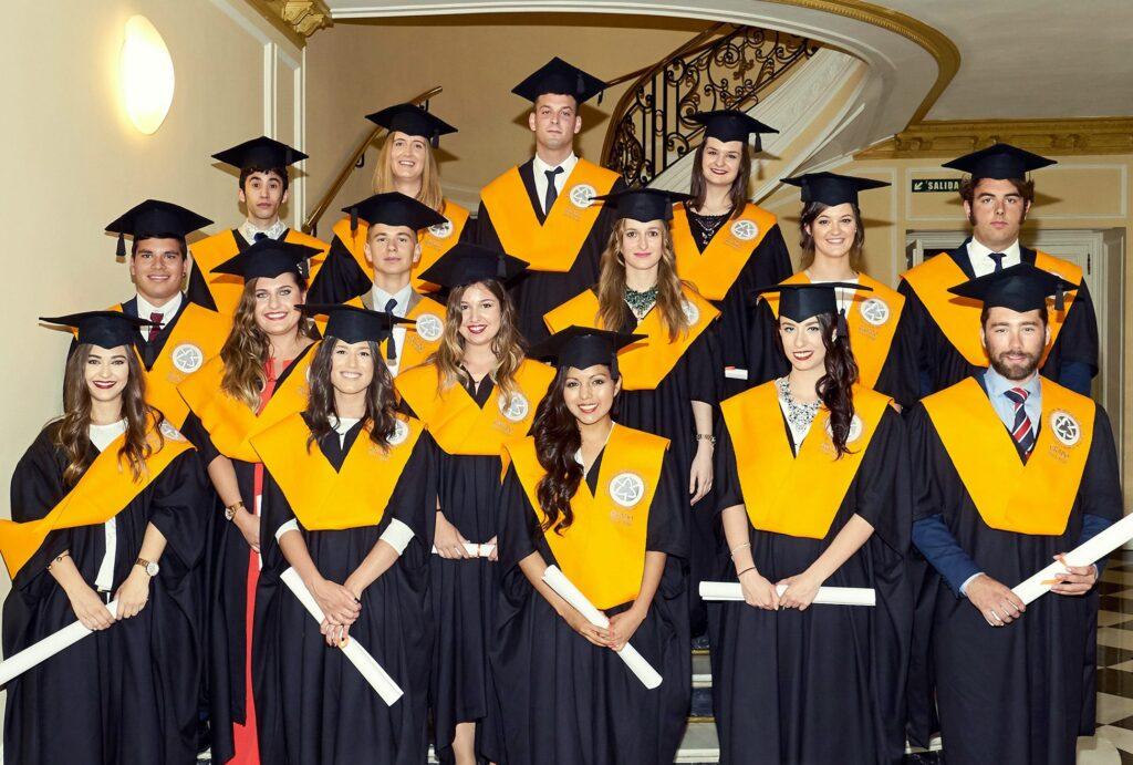 Graduación de los alumnos de Grado