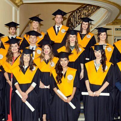 Graduación de los alumnos de Grado